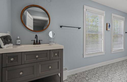 The Great Escape - renovated in-town charm! - Foto 30