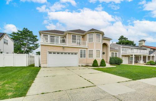 Spacious Brigantine Home about 1 Block to Beach! - Foto 2