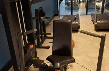 Apto em Itapema com acesso a piscinas,sendo uma aquecida e academia - Foto 45