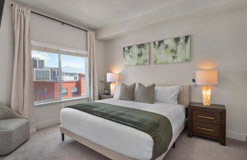 Deluxe 2BR Convention Center Gym, Pool, Htub, Pkg - Foto 4