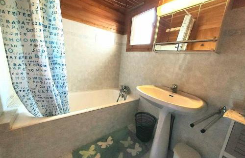 Chalet spacieux - 3 chambres, vue pistes, garage privé - FR-1-351-218 - Foto 17