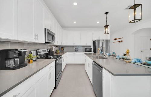 Spacious Villa near Disney w/Pool ,Game room - Foto 20