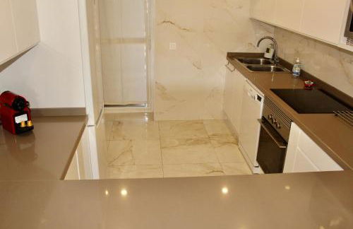Apartment in El Presidente Beach Side New Golden Mile - Photo 10