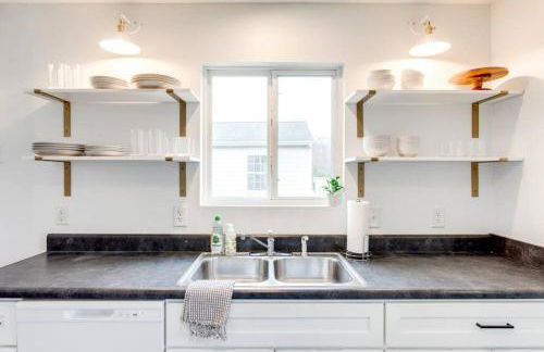 Walnut St, Charming, 3bed, 2bath - Photo 26