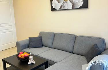Appartement moderne 3 pièces climatisé avec balcon, plage à 2 min - Photo 2