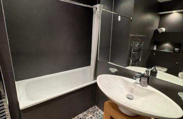 Central London Apartment Steps from Hyde Park - Foto 31