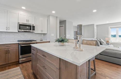 Neptune City 4BR | Private Pool + Sunset Views - Foto 28