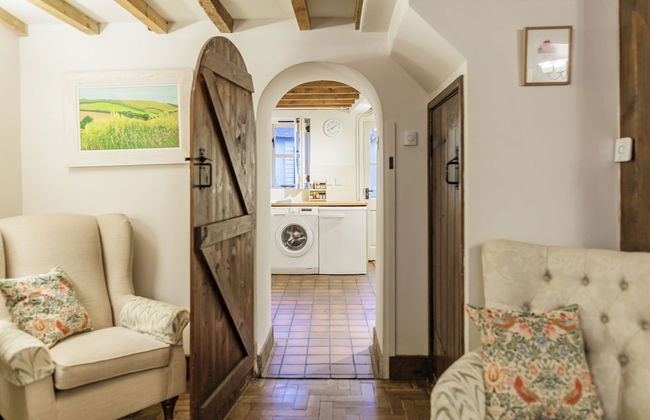 Honeypot Cottage-Lovely Bolthole in Stow - Photo 36