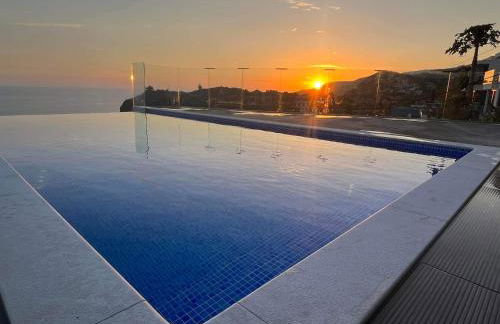 Madeira Sea Sunshine with heated pool - Foto 9
