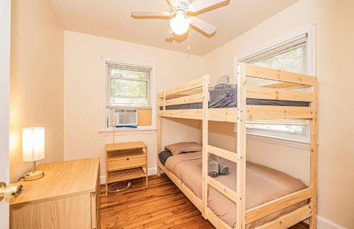 5BR 2 Bath Bath Near UMD and Metro to DC! - Foto 20