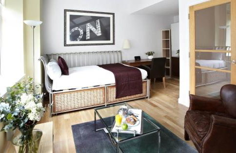 196 Bishopsgate Apartments by DMONTRIO - Photo 4