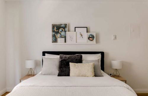 Sophisticated Long Beach Suite with Patio Dining and Parking NRP21-00185 - Foto 1