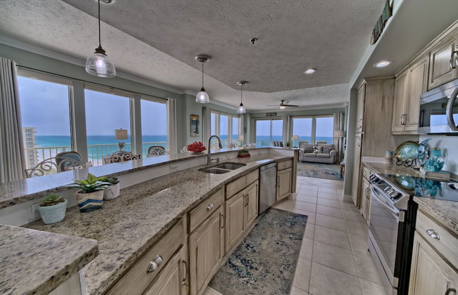 Unit 1501 2 Bedroom Condo by RedAwning - Foto 11