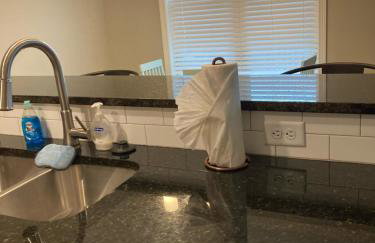 Home sweet home- great access to hospitals and everything - Foto 5