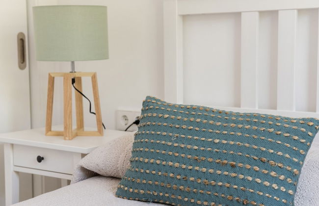 Bright Apartment Near Mountains - Photo 28