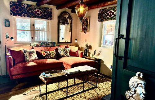 Historic Adobe 1 acre compound ultimate Santa Fe immersion Classic & Dreamy - Foto 4