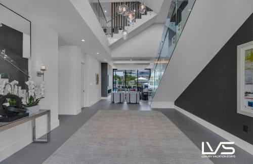 Carlotta- New Construction Luxury Waterfront Villa - Foto 30