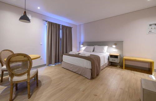 Kannas Mani Luxury Suites -Adults Friendly 14 Plus - Photo 54