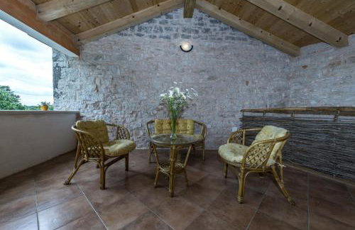 Village Miljavci - Photo 21