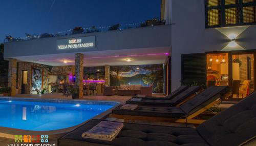 Villa Four Seasons, heated pool and 3 en-suite bathrooms - Foto 3, sunbed