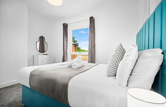 Cosy Three Bedroom Family Home With Garden - Foto 3