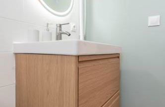 Le Jean Moulin T2 air-conditioned private parking balcony - Foto 6