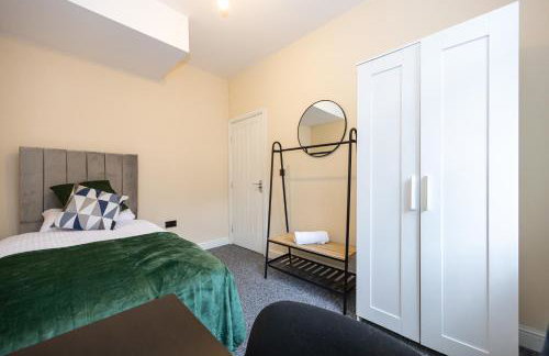 Accommodation in Newcastle Under Lyme - Foto 3