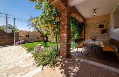 Rustikales und authentisches Ferienhaus mit BBQ, Babybett und hundefreundlich - Foto 6