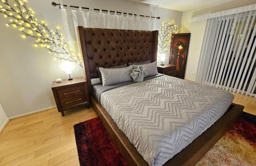 La Jolla Gem with Ocean View - 11 Beds, Hot Tub, Karaoke & Game Den - Foto 70