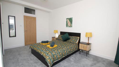 Beautiful large 3-bed coastal flat with parking. - Foto 4