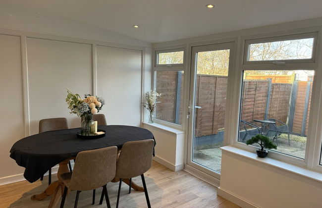 Elegant 2BD Family Retreat Blackpool Town! - Foto 16