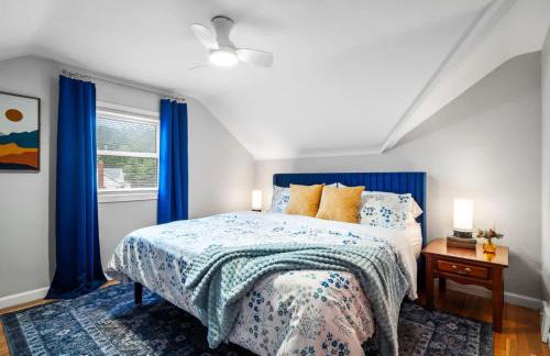 4 Bedroom Pool and Hot Tub Home Near Cleveland - Photo 4