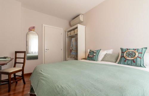 Penthouse Paradiso with Private Pool - Photo 18