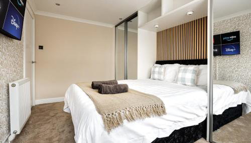 Spacious 3 Bed Home in Glasgow City With Free Parking - Foto 3