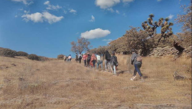 Disfrutando de la ruta de senderismo