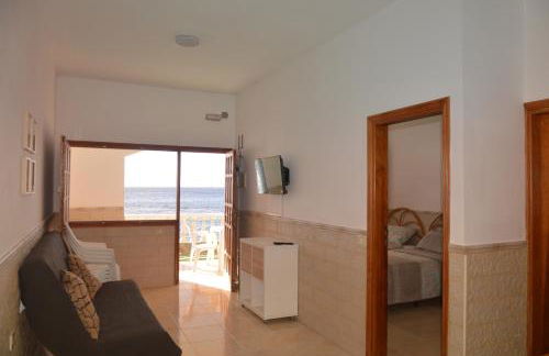 Sunset in the Atlantic Apartamentos Playa de Alojera - Foto 37