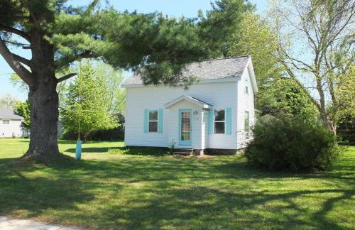 Beach Town Escape - Newly-Remodeled & Gorgeous! - Photo 8