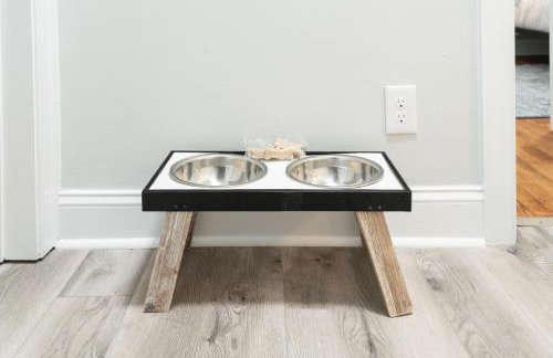 Winston Sleeps 16 - 2 Kitchens - Photo 37