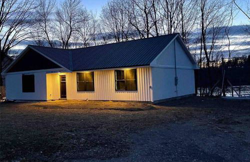 New ranch on RIVER with spectacular views - Foto 11