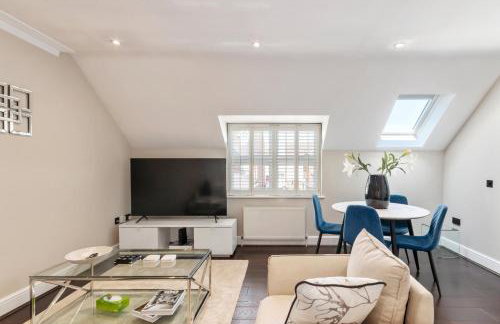 Weybridge - 2 Bed - parking - Foto 7