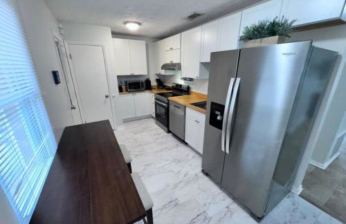 Downtown and Near, I-95. Pet Yes - Photo 36