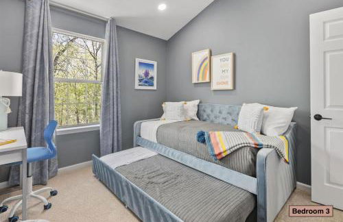 Cozy 4BR Townhome, Family Community, 40 Mins to DC - Foto 19