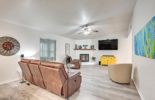 Heated Pool and 4-in-1 Grill Spring Hill Haven! - Foto 6