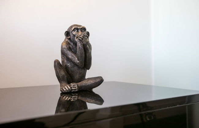 Luxury 2-bed Flat, Parking and Close to the Tube - Photo 24