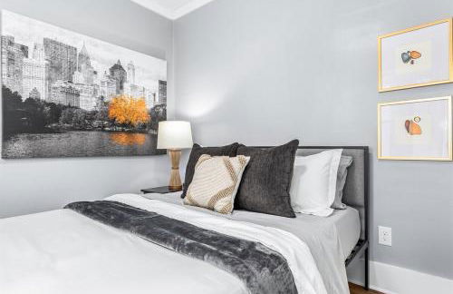 Spacious 4BR Home by Dtown Royal Oak - Photo 35