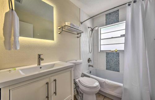 Apollo Beach Gem with Pool The Flamingo House - Foto 13