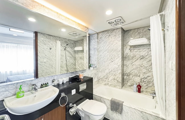 Tyms 3BR 2BA Apt West NanjingRD Line2 14 - Photo 18