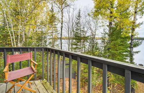 Private Peninsula! Modern-Rustic Fall Lake Cabin - Foto 22