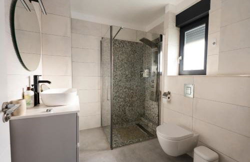 Exclusive Villa City, Beach & Golf - Photo 33