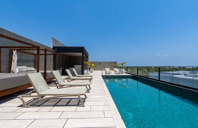 Spacious Apartment With Terrace and Rooftop Pool - Photo 31